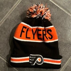 Philadelphia Flyers toque (winter hat)